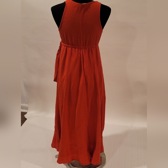 A Glow Orange Maternity Dress - Picture 3 of 3